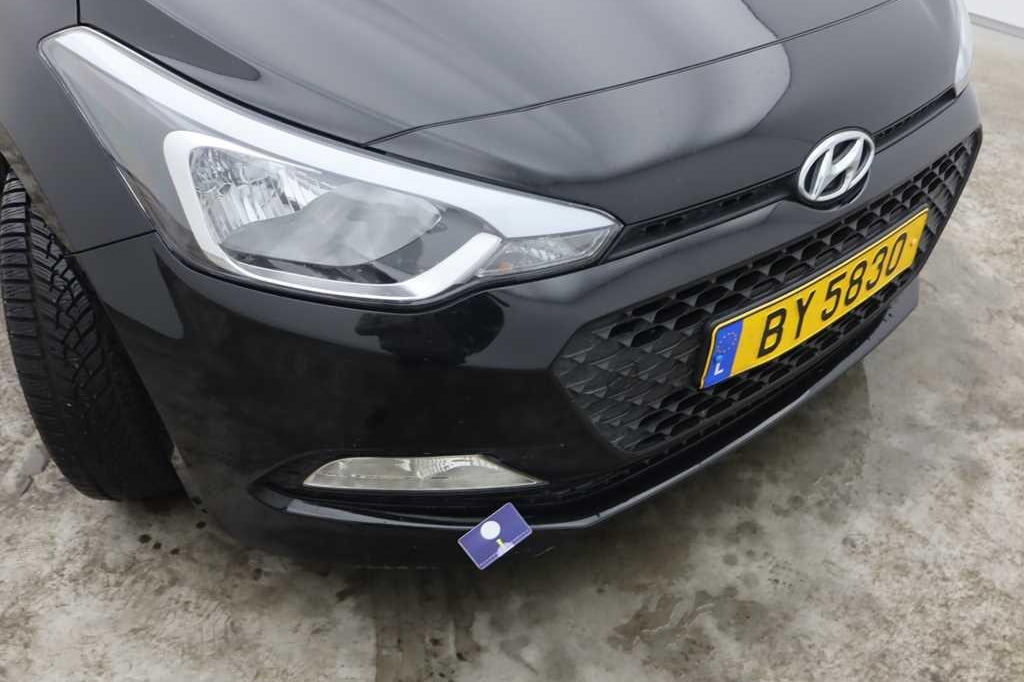 Hyundai i20 2017 фото 34