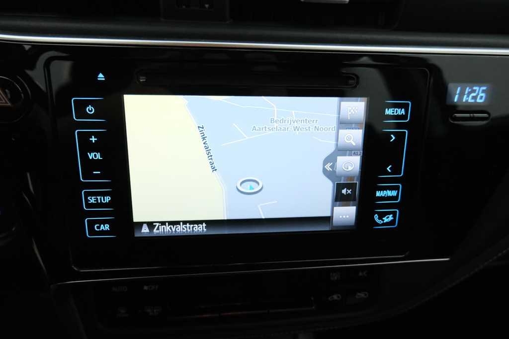 Toyota Auris Touring Sports 2016 photo 1