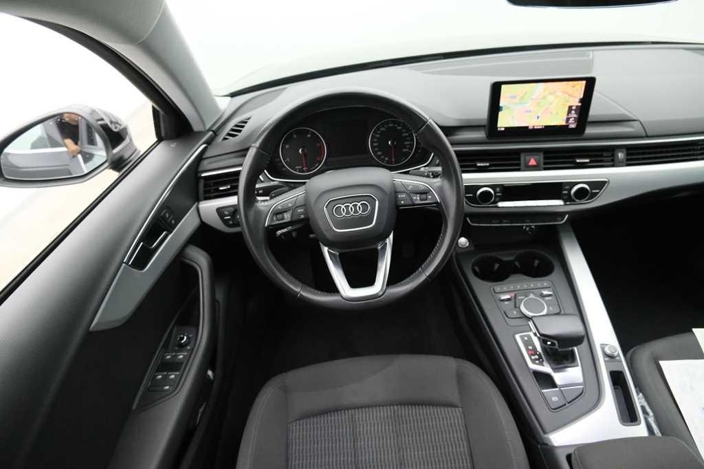 Audi A4 2016 photo 1