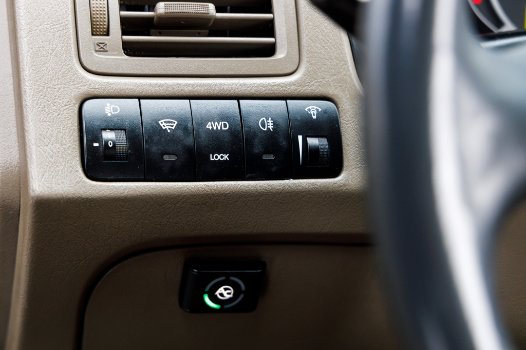 Hyundai Tucson 4WD 2008 photo 4