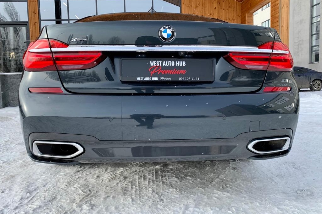 BMW 730 xDrive 2016 photo 8