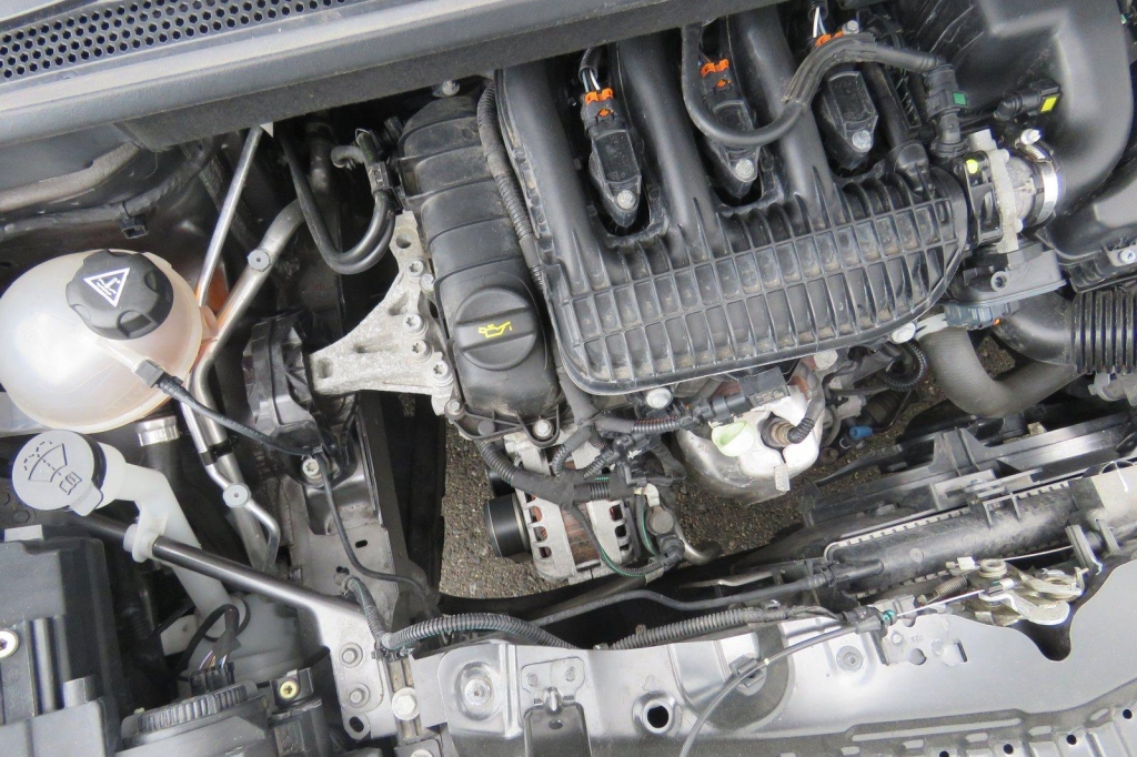 Opel Crossland X 2019 фото 14