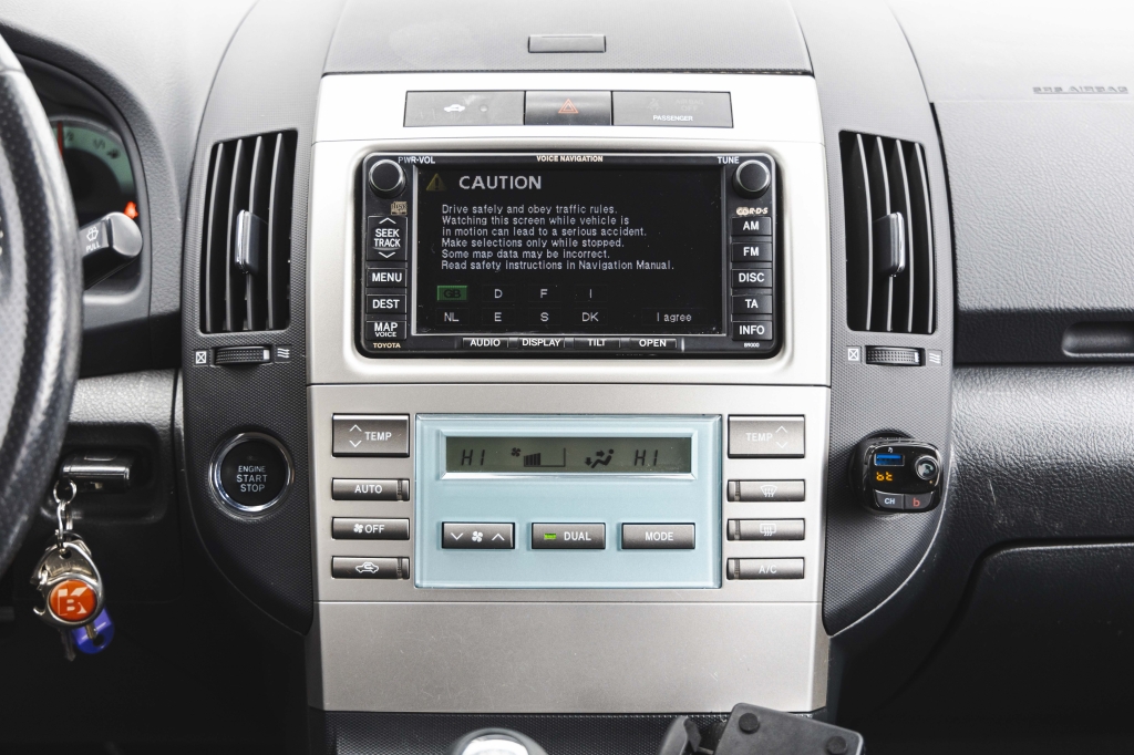 Toyota Corolla Verso 2007 фото 22