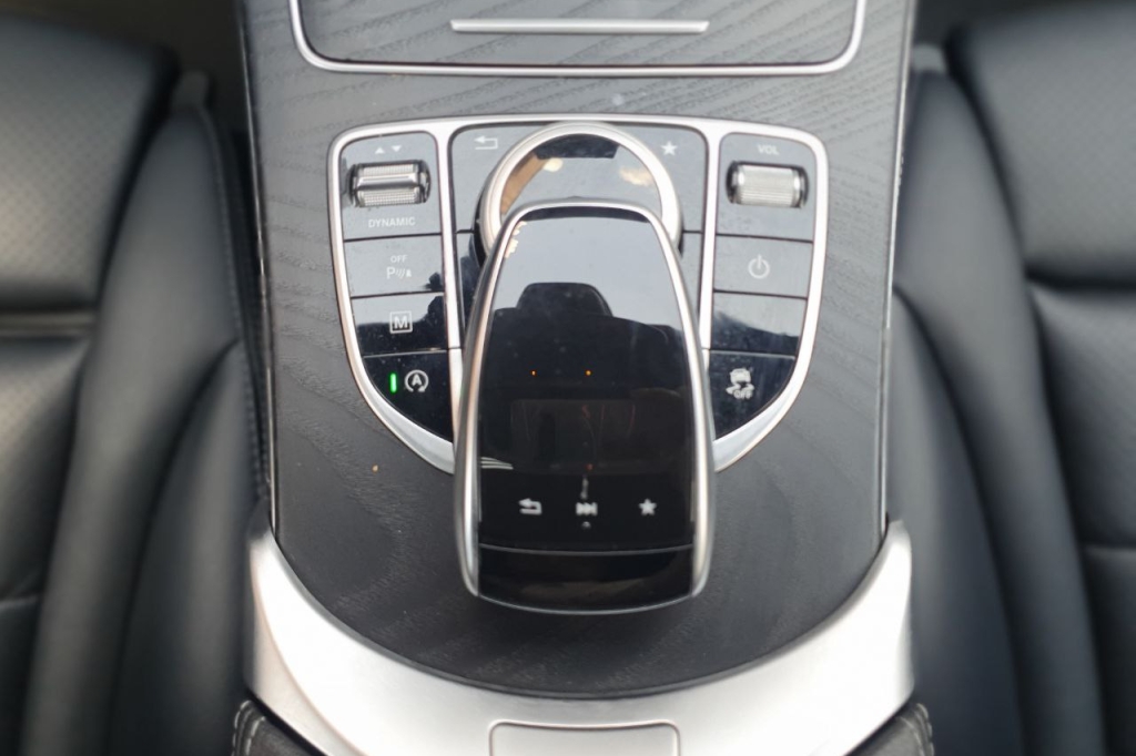 Mercedes-Benz GLC 250 2017 photo 17