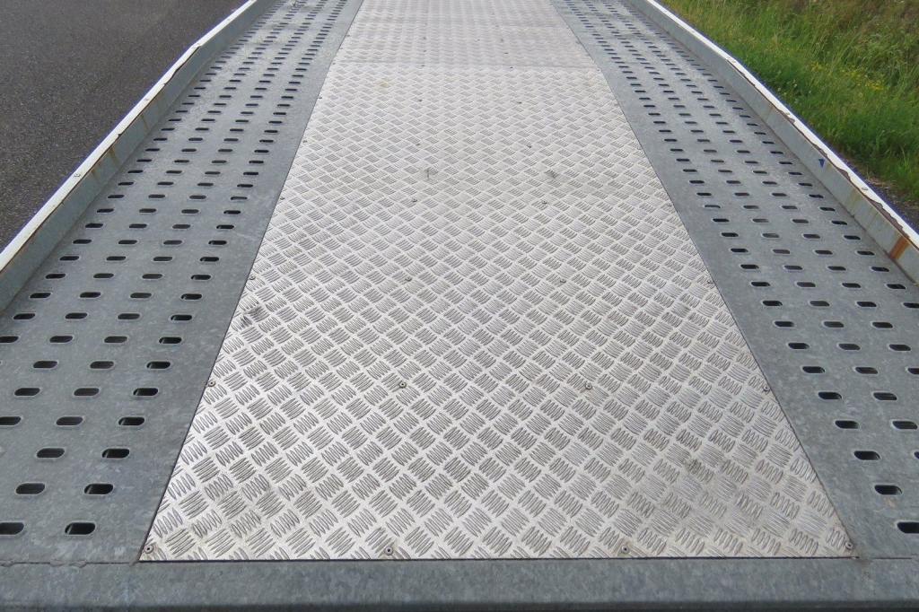 Blyss Anhänger Jupiter 2017 фото 11