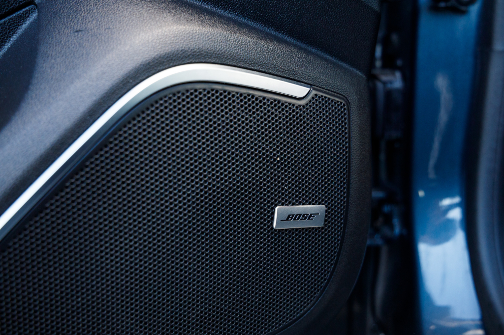 Renault Megane IV BOSE 2016 photo 12