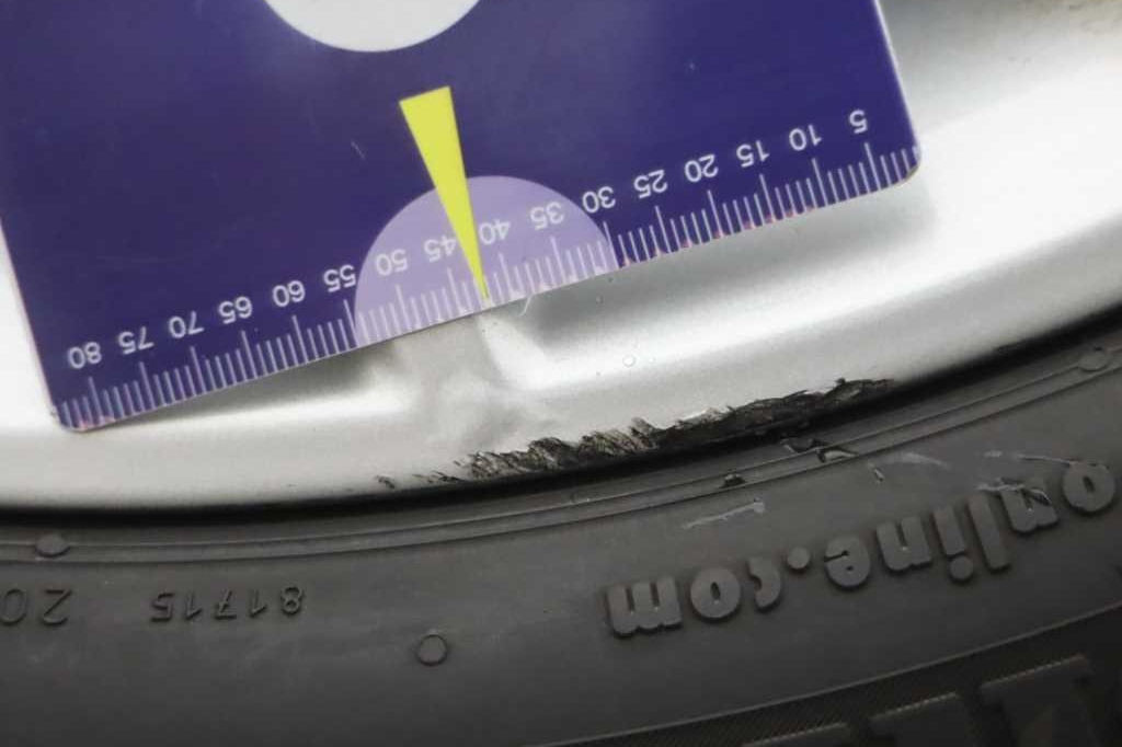 BMW 5er Touring 2016 фото 16