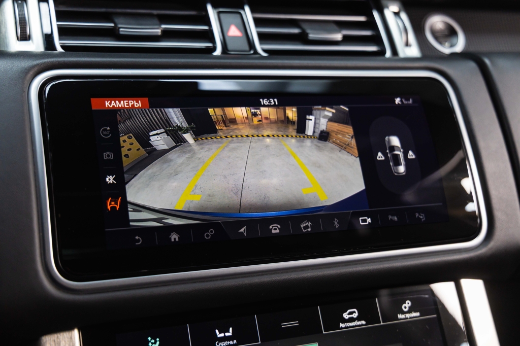 Land Rover Range Rover 2018 фото Land Rover Range Rover 2018 фото 26