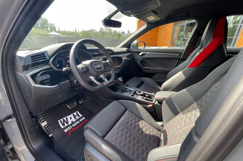 Audi RS Q3 Sportback 2022 photo 11