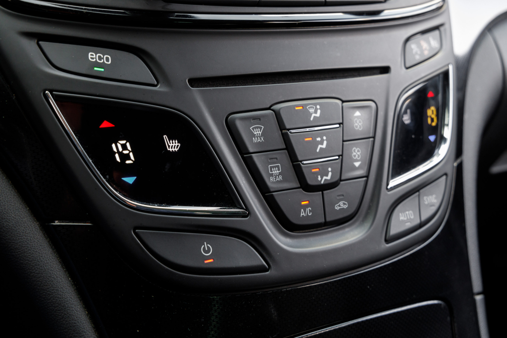 Opel Insignia фото 21