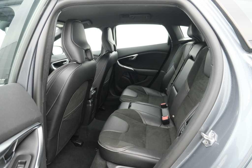 Volvo V40 2017 фото 1