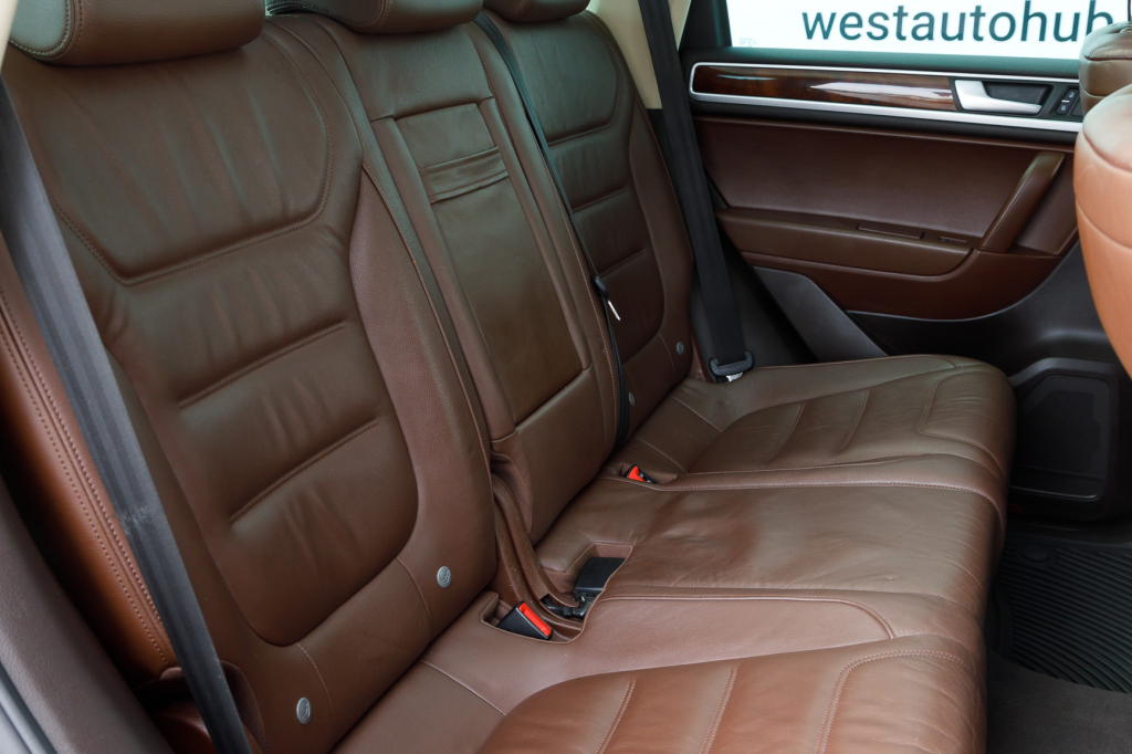 Volkswagen Touareg 2012 фото 22