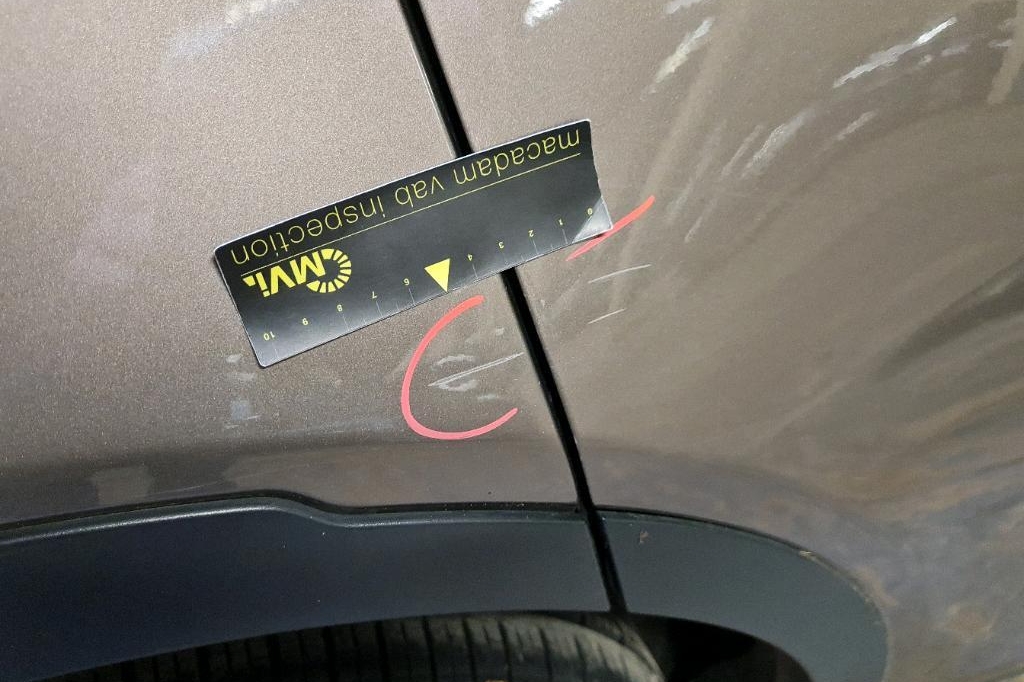 Land Rover Discovery Sport 2017 фото 28