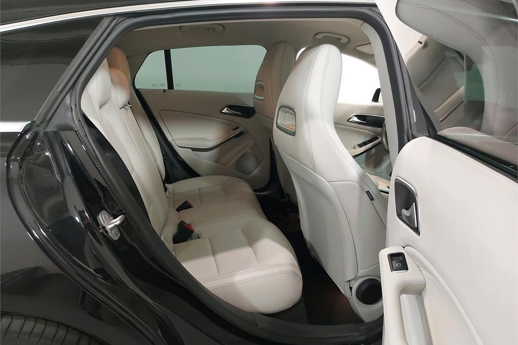 Mercedes-Benz CLA-Klasse 2017 photo 6