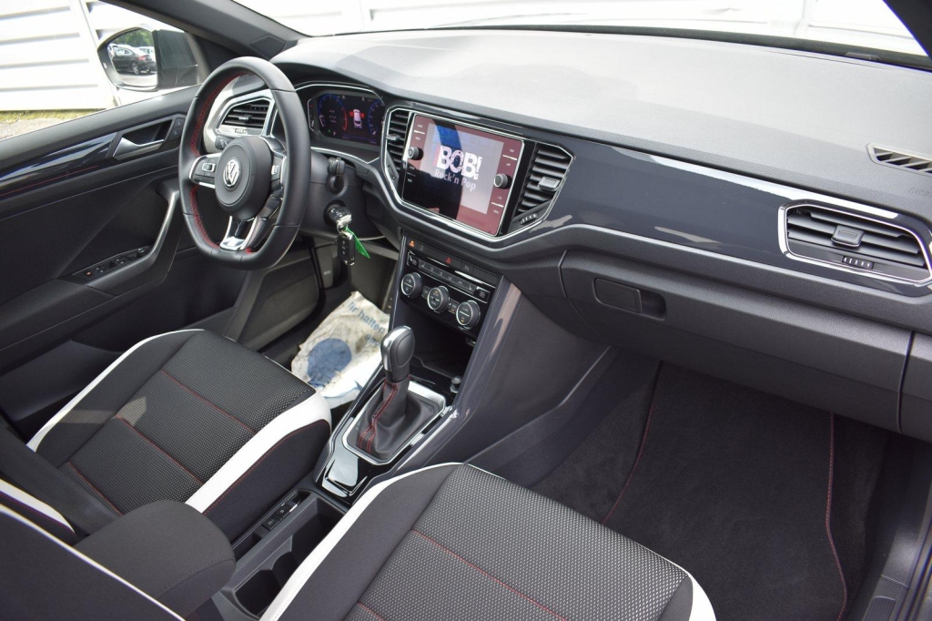 Volkswagen T-Roc 2019 photo 5