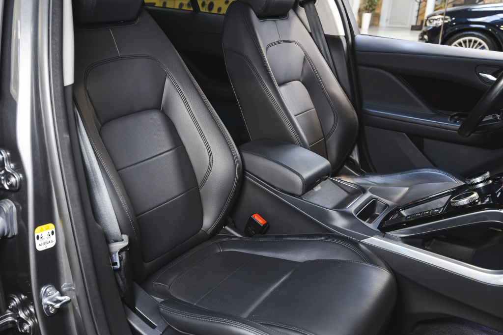 Jaguar I-Pace 2018 фото 29