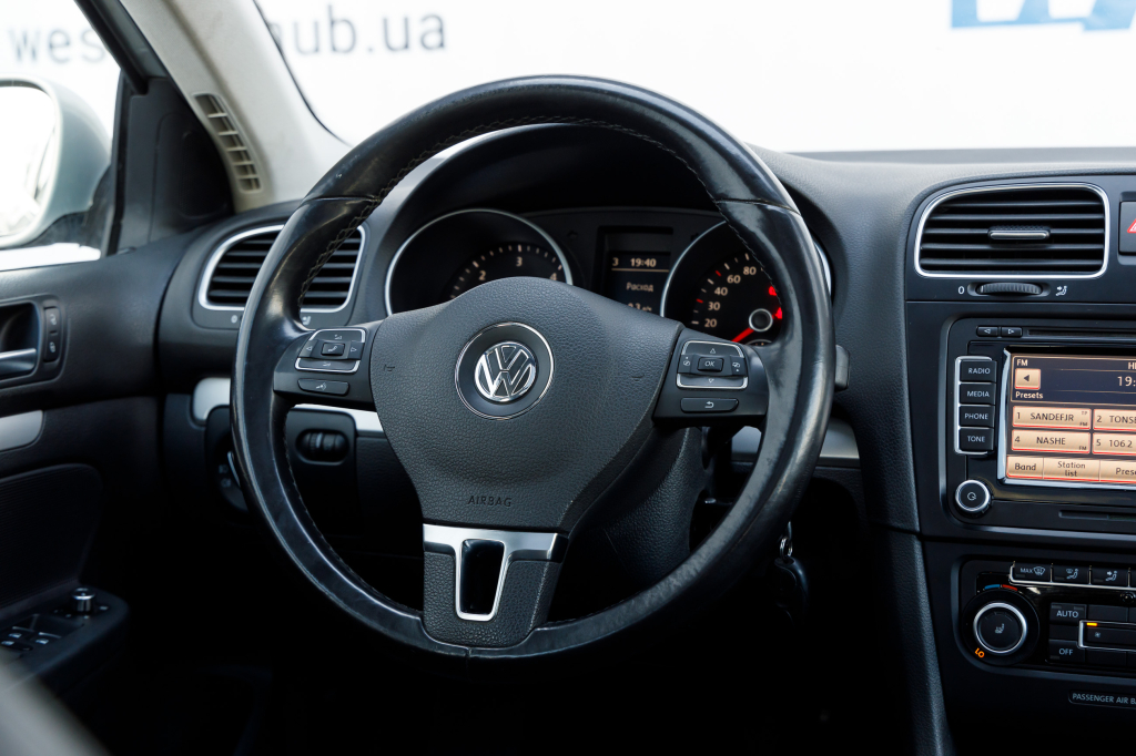 Volkswagen Golf VI 4MOTION 2011 photo 18