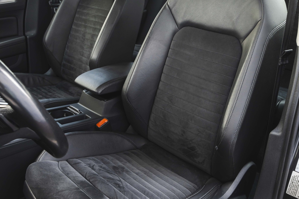 Volkswagen Passat R-Line 4Motion 2018 photo 15