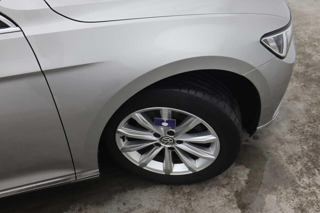 Volkswagen Passat Variant 2017 фото 19