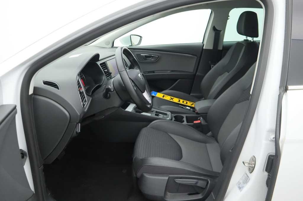 SEAT Leon 2017 photo 9