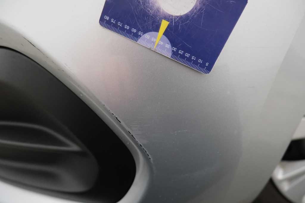 Peugeot 208 2017 фото 38