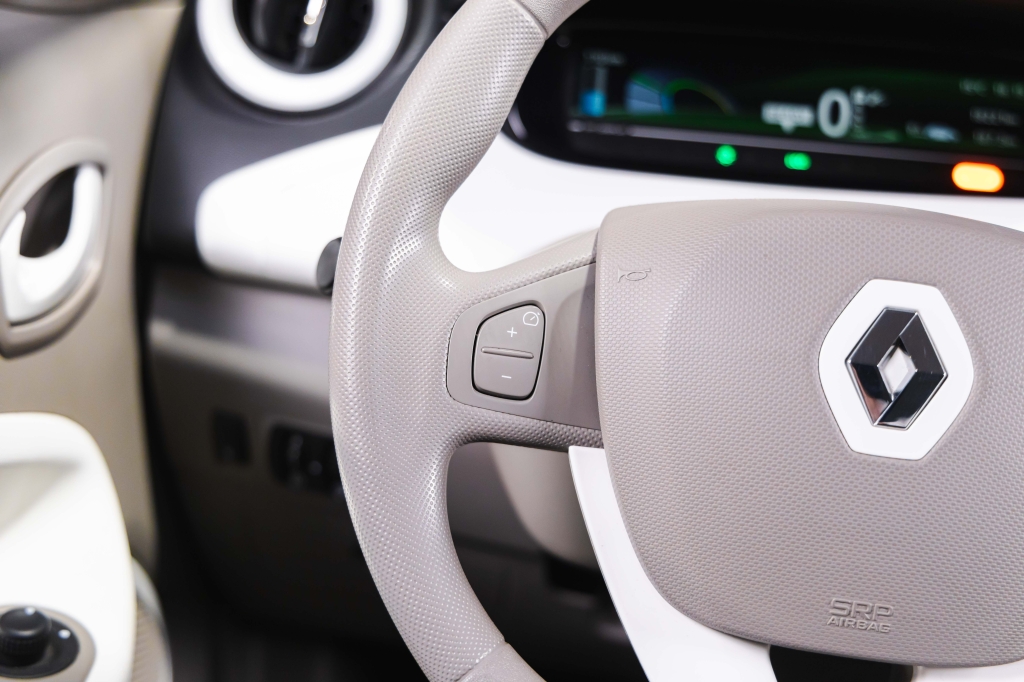 Renault Zoe 2018 photo Renault Zoe 2018 photo 14