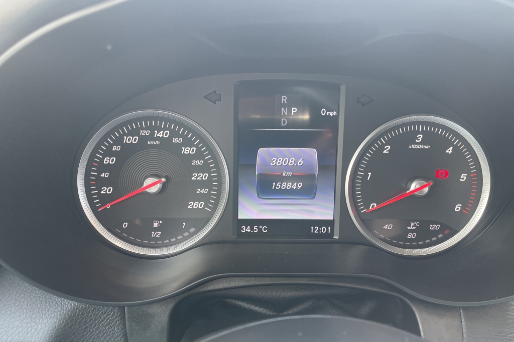 Mercedes-Benz GLC 250 4MATIC 2016 photo 7