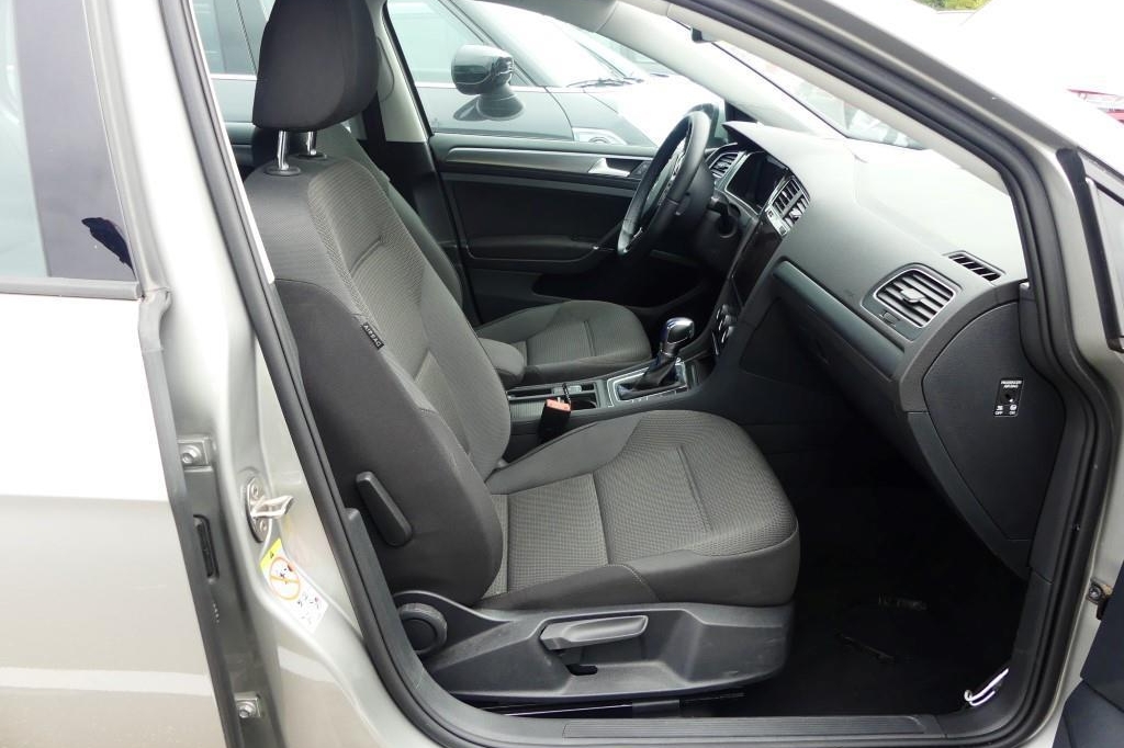 Volkswagen e-Golf 2018 фото 5