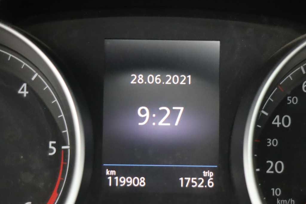 Volkswagen Touran 2016 photo 3