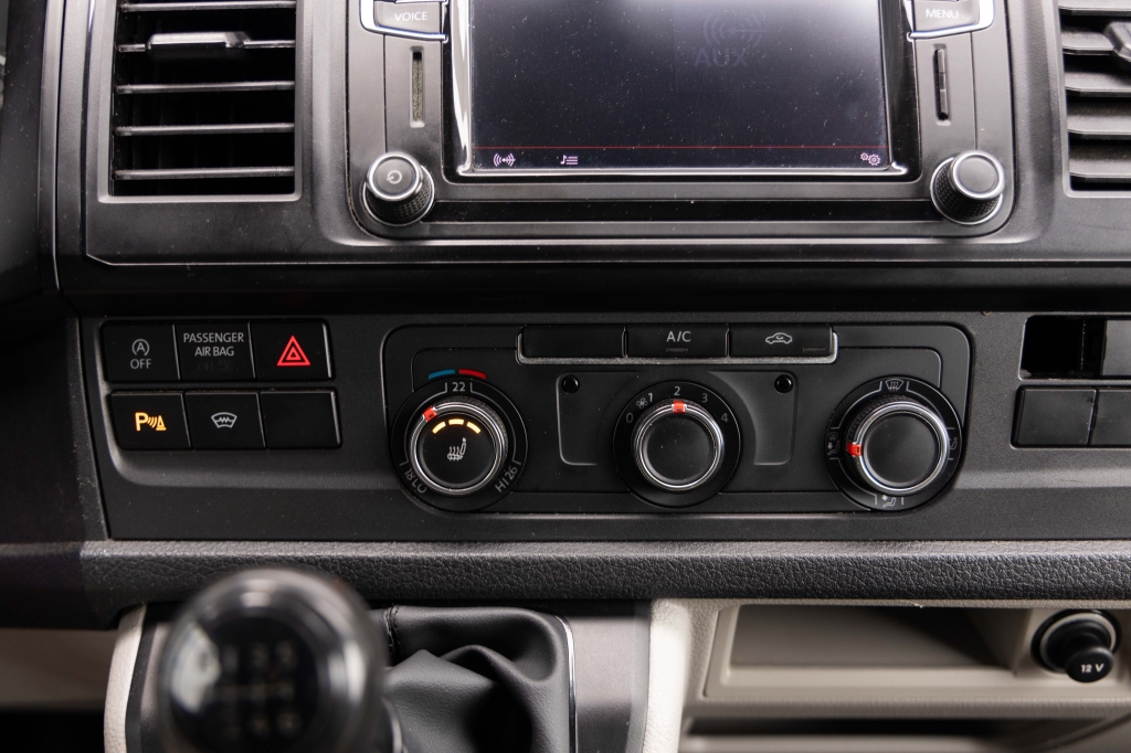Volkswagen Transporter 2017 фото Volkswagen Transporter 2017 фото 16