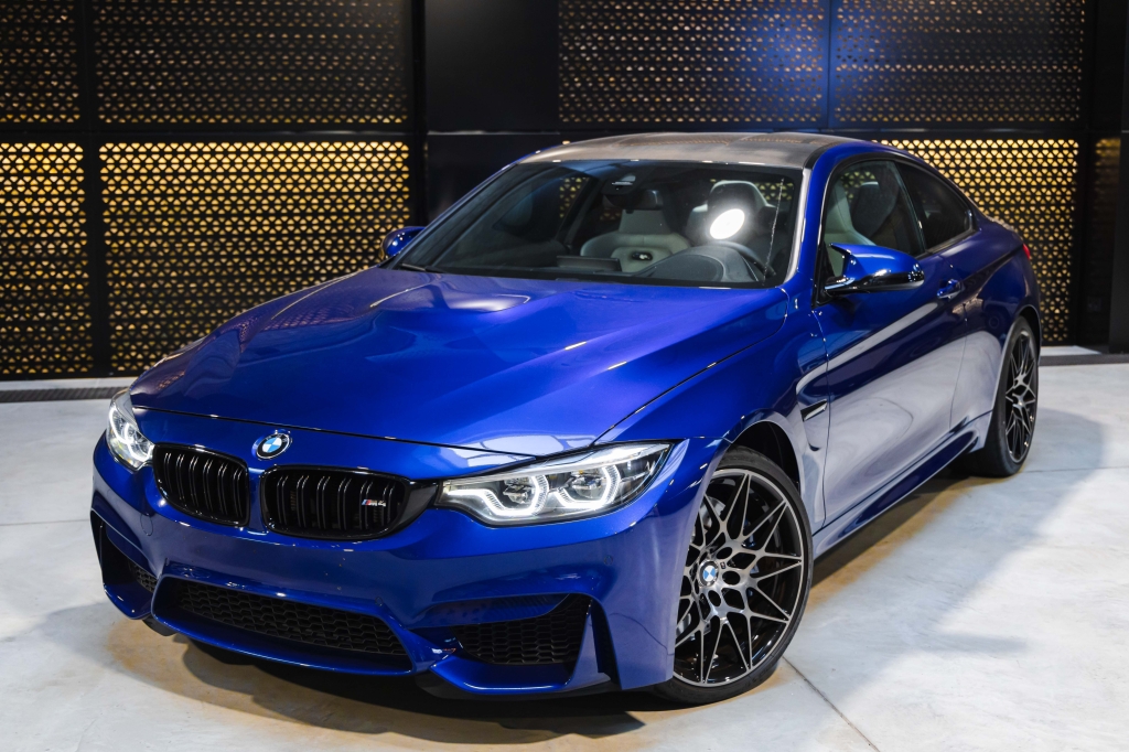 BMW M4 2018 photo 1
