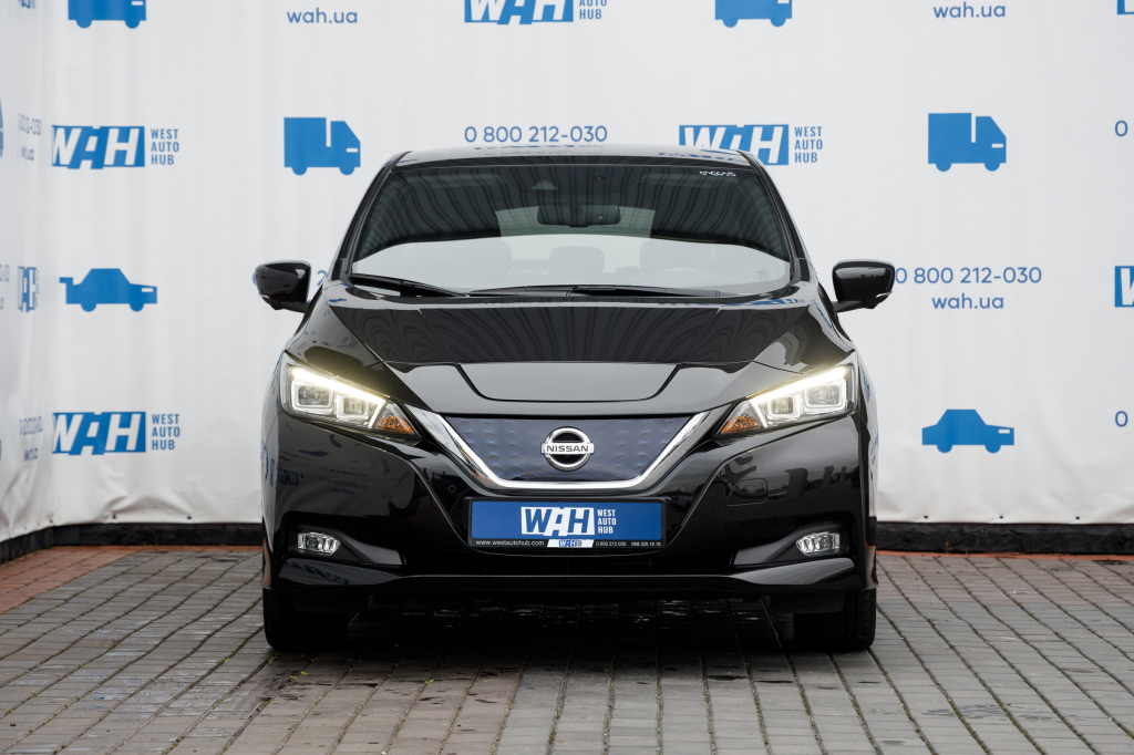 Nissan Leaf TEKNA 40 kWh photo 2