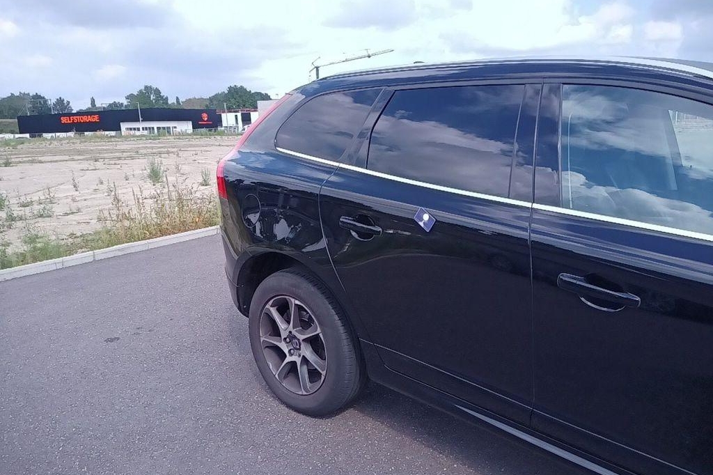 Volvo XC60 2016 фото 26