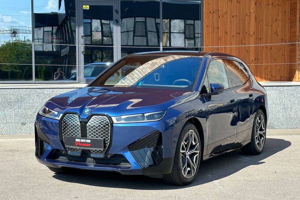 BMW iX M60 2022 фото 2