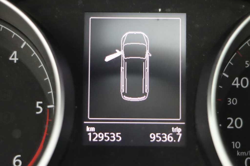 Volkswagen Touran 2018 photo 1