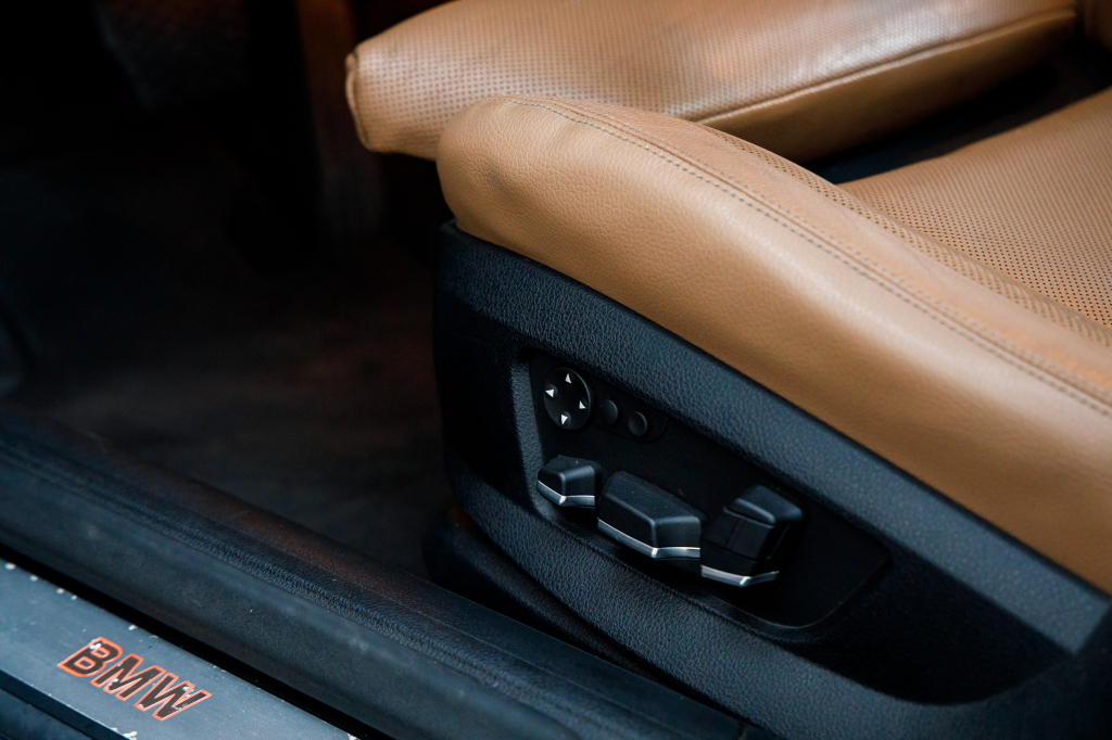 BMW 740 Li 2011 photo 9