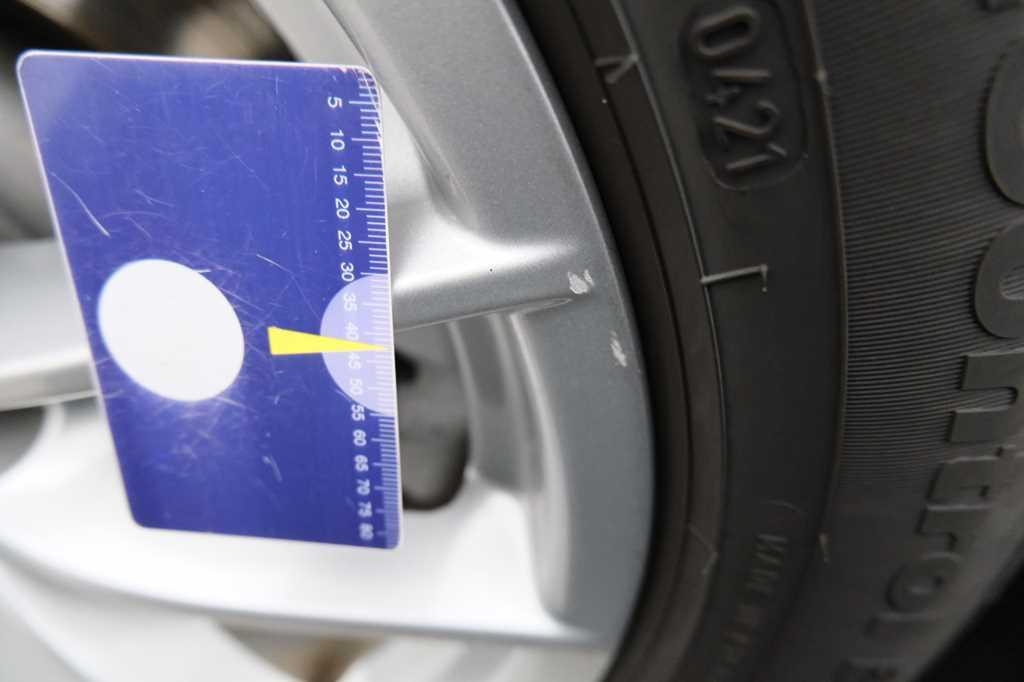 BMW 5 Series 2017 фото 17