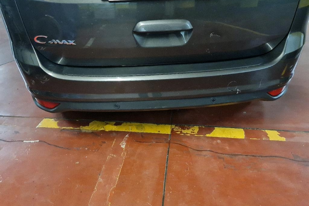 Ford Grand C-MAX 2017 фото 28