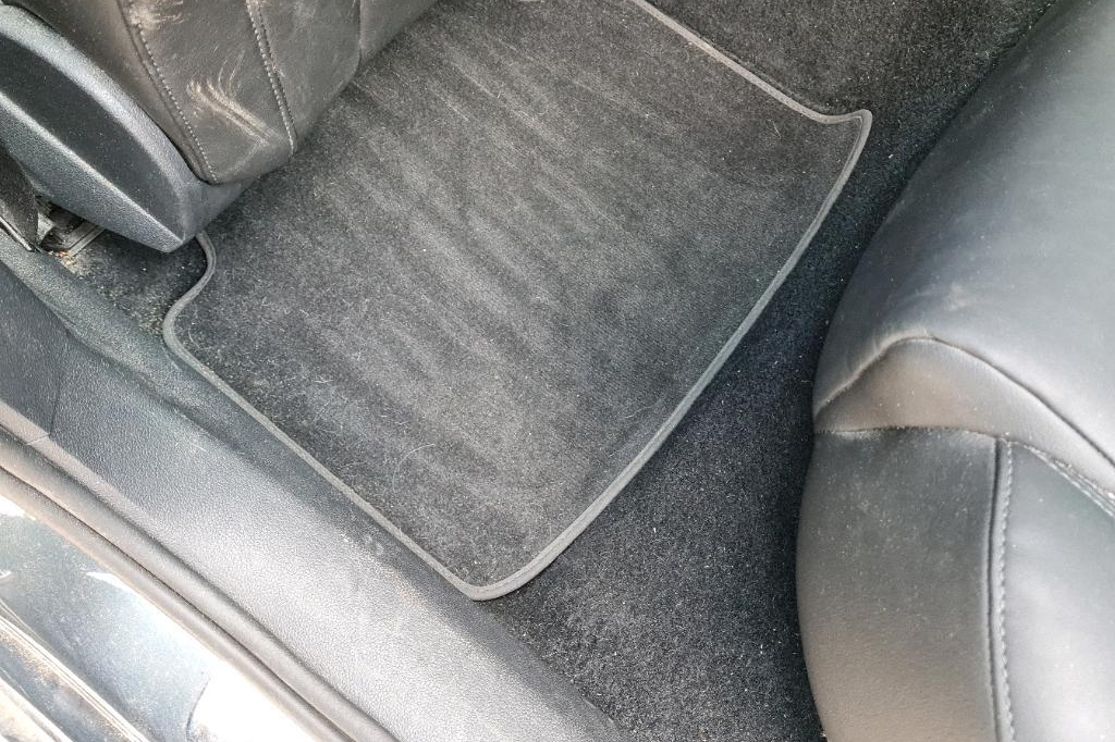 Skoda Superb Combi 2017 фото 45