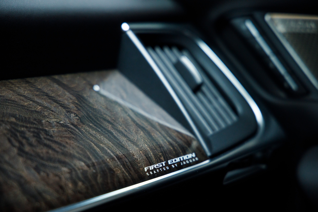 Jaguar I-Pace EV400s First Edition 2019 фото 31