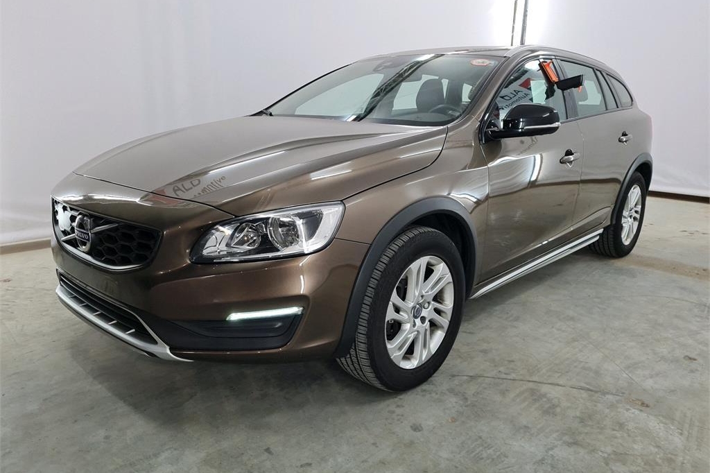 Volvo V60 Cross Country 2016 photo 3