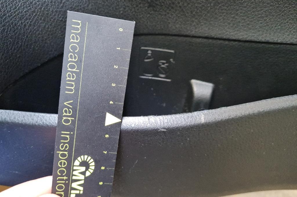 Toyota Yaris 2019 фото 12