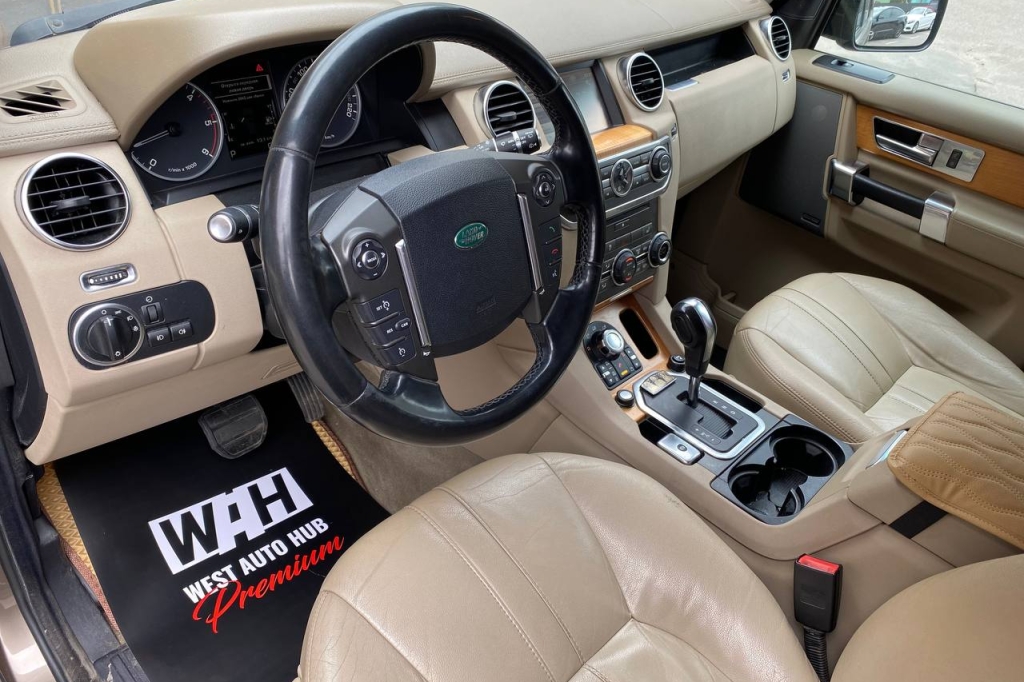 Land Rover Discovery 2012 фото 7