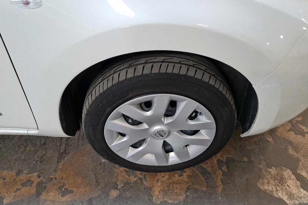 Nissan Leaf 2016 photo 21