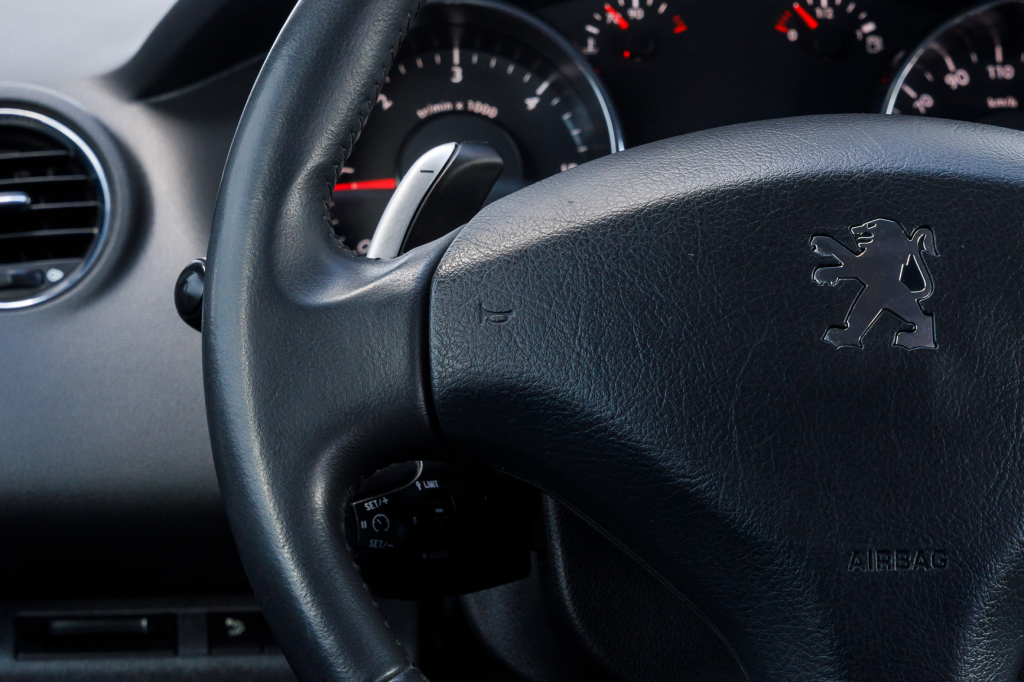 Peugeot 3008 2011 фото 22