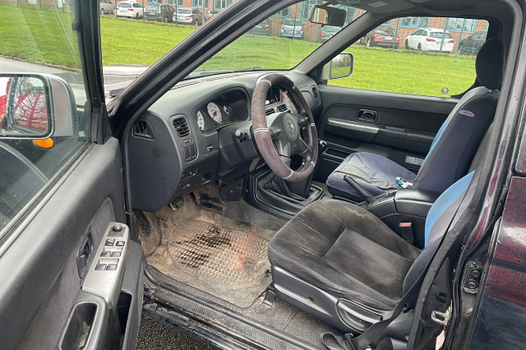 Nissan Pickup 2005 фото 5