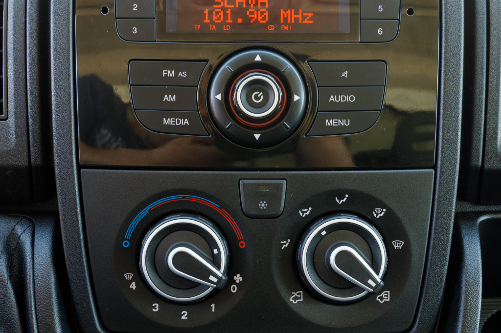 Peugeot Boxer, 2012 photo 12