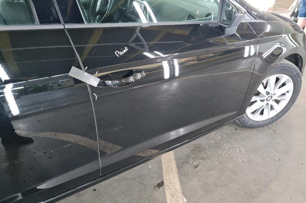 SEAT Leon ST 2018 фото 22