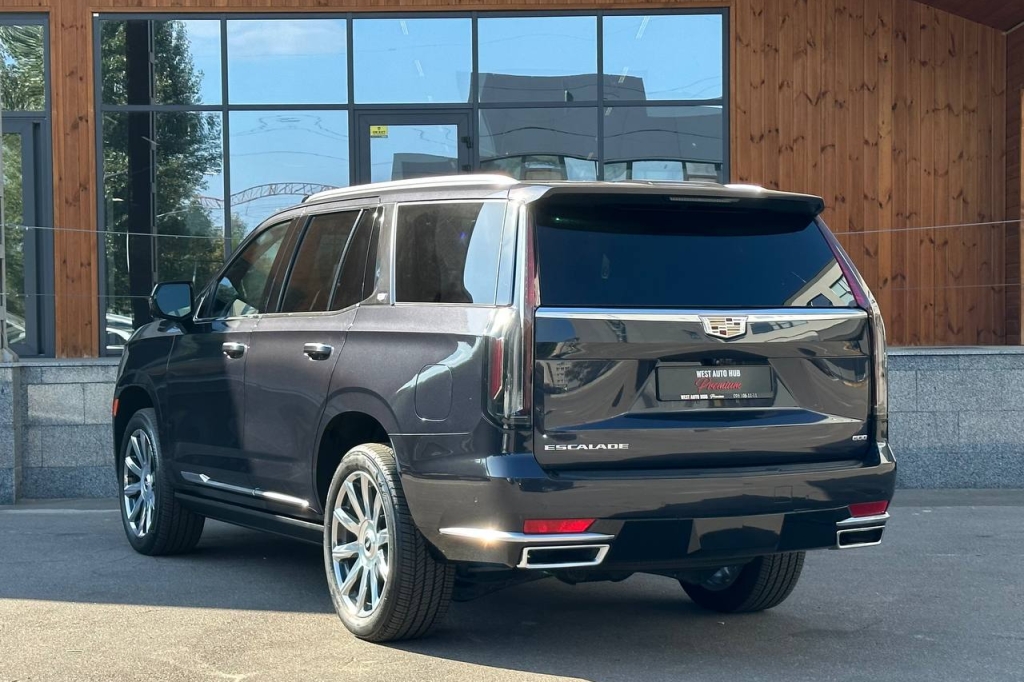 Cadillac Escalade PLATINUM 4WD 2022 фото Cadillac Escalade PLATINUM 4WD 2022 фото 4