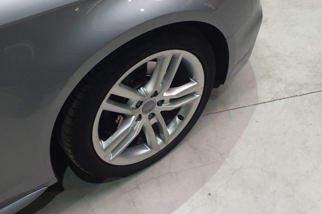 Audi A4 Avant 2015 фото 14